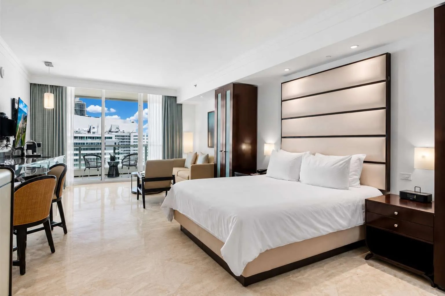 Fontainebleau Miami Resort