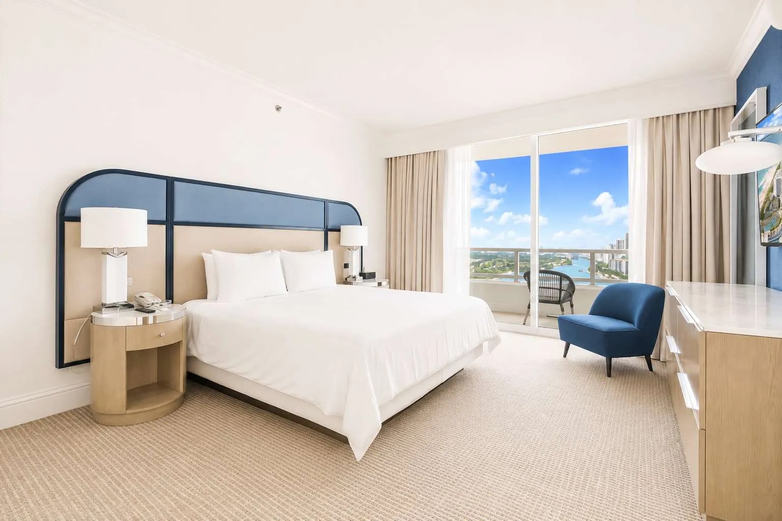 FontaineBleau|1BDR HighFloor Ocean View w/ SpaPass